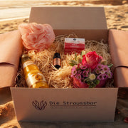 Die Sraussbox - Wellness Box - geöffnete Box mit enthaltenen Produkten